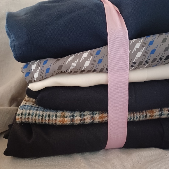 Mystery Box 4 Pieces $20 FREE SHIPPING Vintage & Secondhand Women's Size S, M, L - Picture 4 of 8